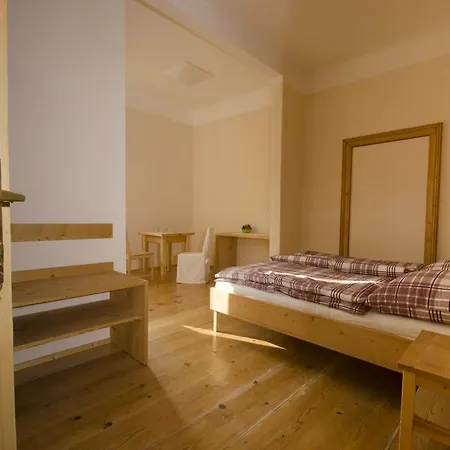 Papperl A' Pub Inn 3*